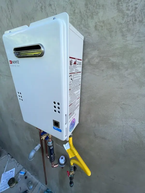 Tankless water heater installation for Cleburne homes